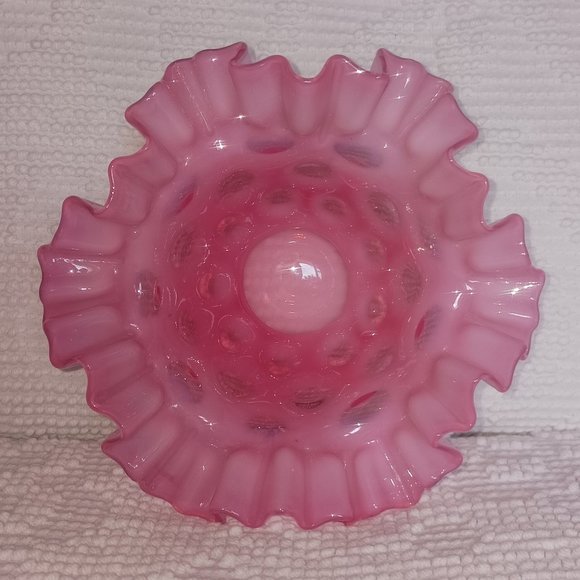 Fenton Cranberry Vintage Coin Spot Bowl - Picture 7 of 8